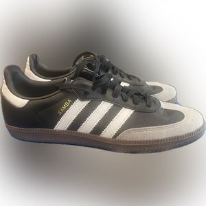 OG BLACK SAMBAS - worn once, look great